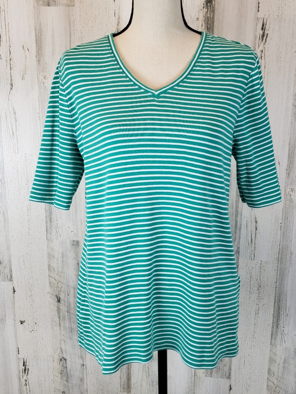 Chico's Striped V-Neck Short Sleeve Top Size 2